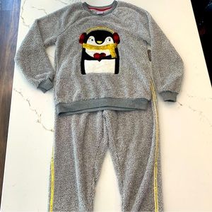 NEW Fuzzy Gray Gold Sequin Striped Penguin Long Sleeve Pajamas Woman’s Size L